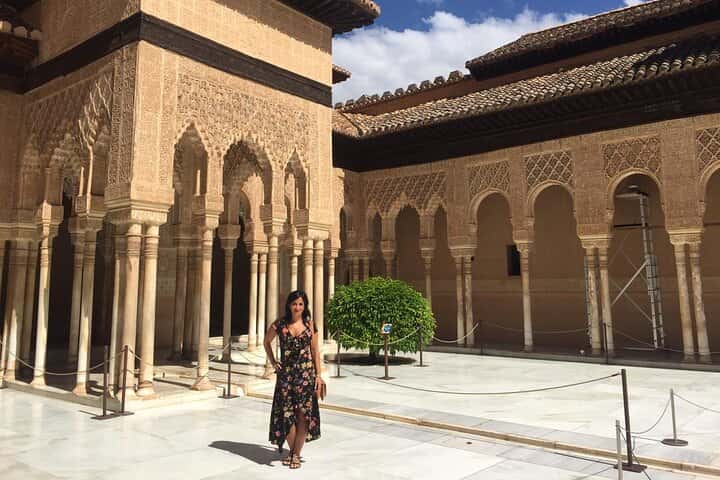 Visita guiada privada a la Alhambra con entradas propias en Granada - Imagen principal