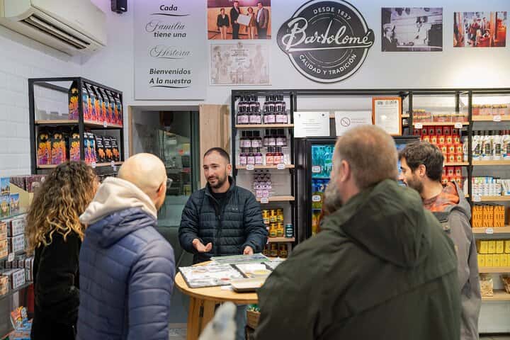 Tour gastronómico por el centro histórico de Madrid con auténticas tapas y vermut en Madrid - Foto 13