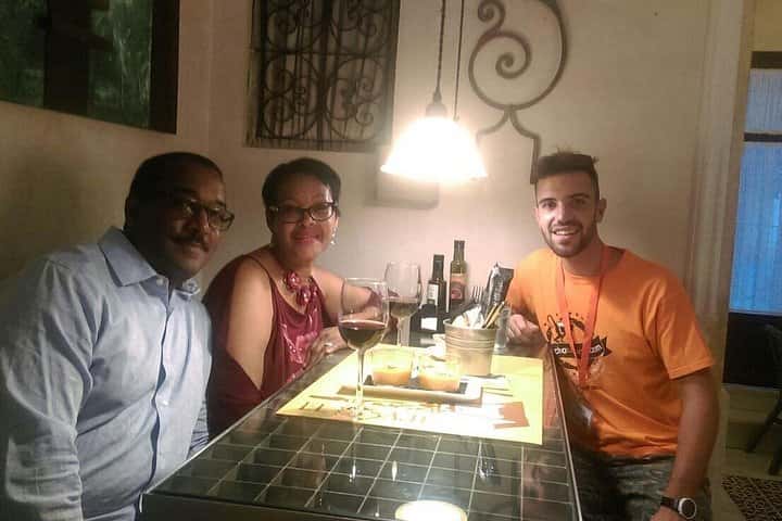 Malaga Tapas Tour and Wine en Málaga - Imagen principal