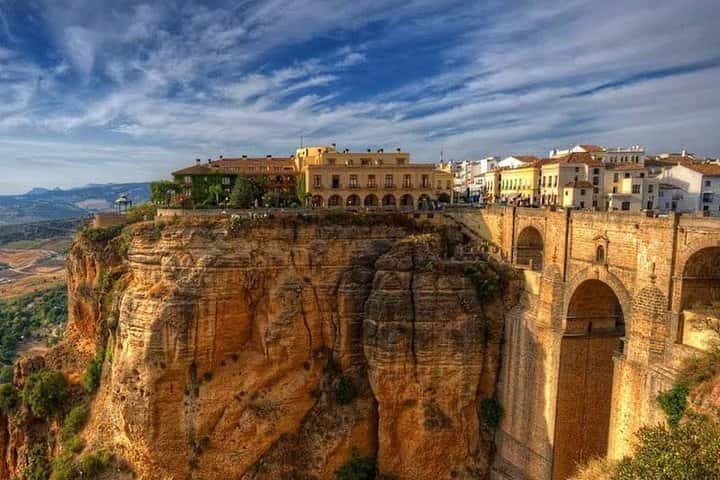 Ronda y el pueblo blanco de Setenil tour privado desde Sevilla en Sevilla - Foto 3