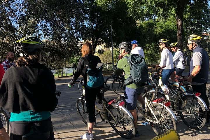 El mejor tour privado en Bicicleta por Sevilla en Sevilla - Foto 2