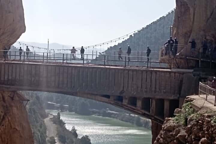 Tour guiado al Caminito del Rey desde La Costa del Sol en Málaga - Foto 3