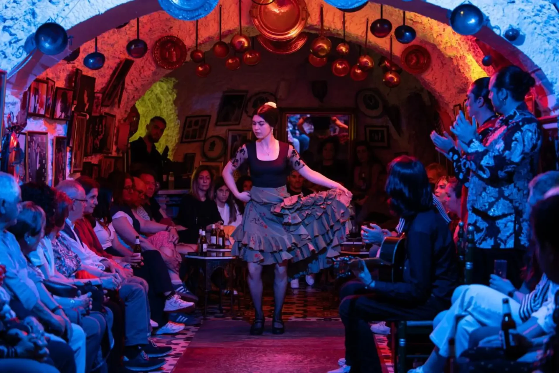 Flamenco en Granada: espectáculo de zambra en las cuevas históricas del Sacromonte