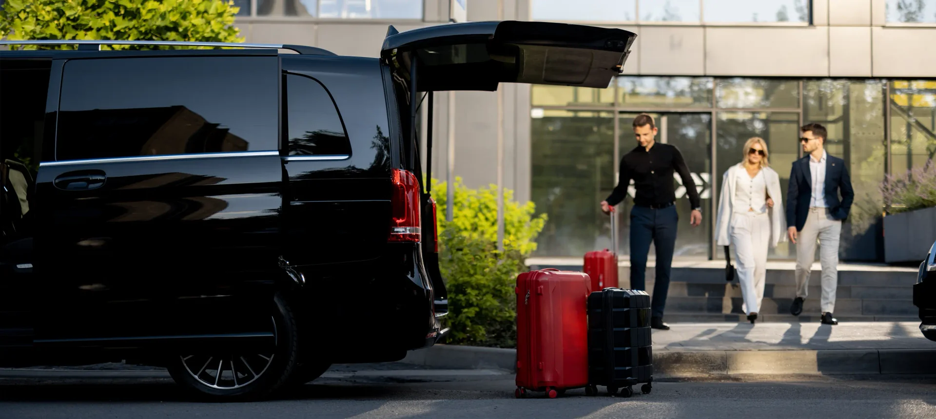 Tours de Traslados desde/al aeropuerto en España